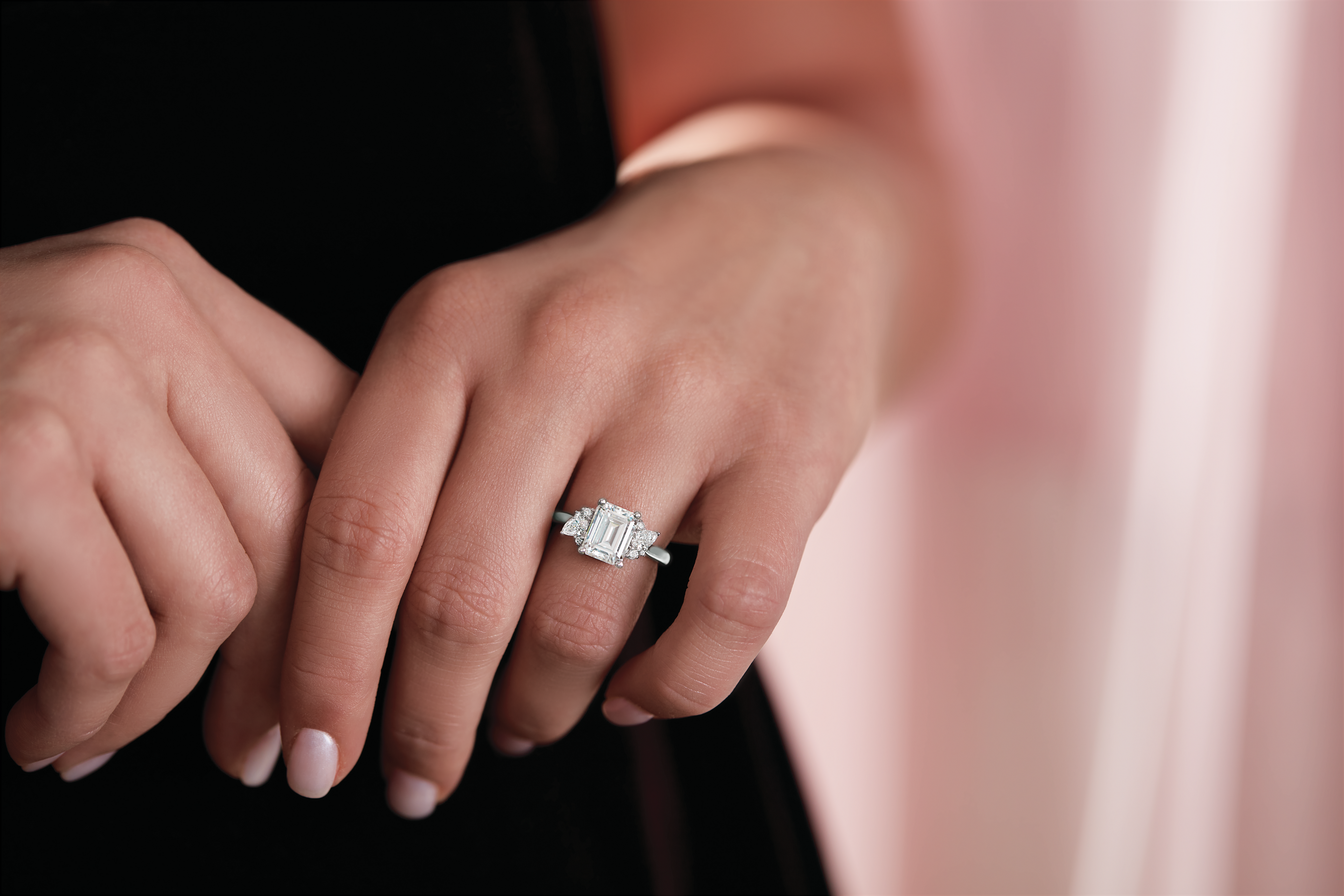 Want to Make Your Fingers Look Longer & Slimmer? Here’s How Jewelry Can Help