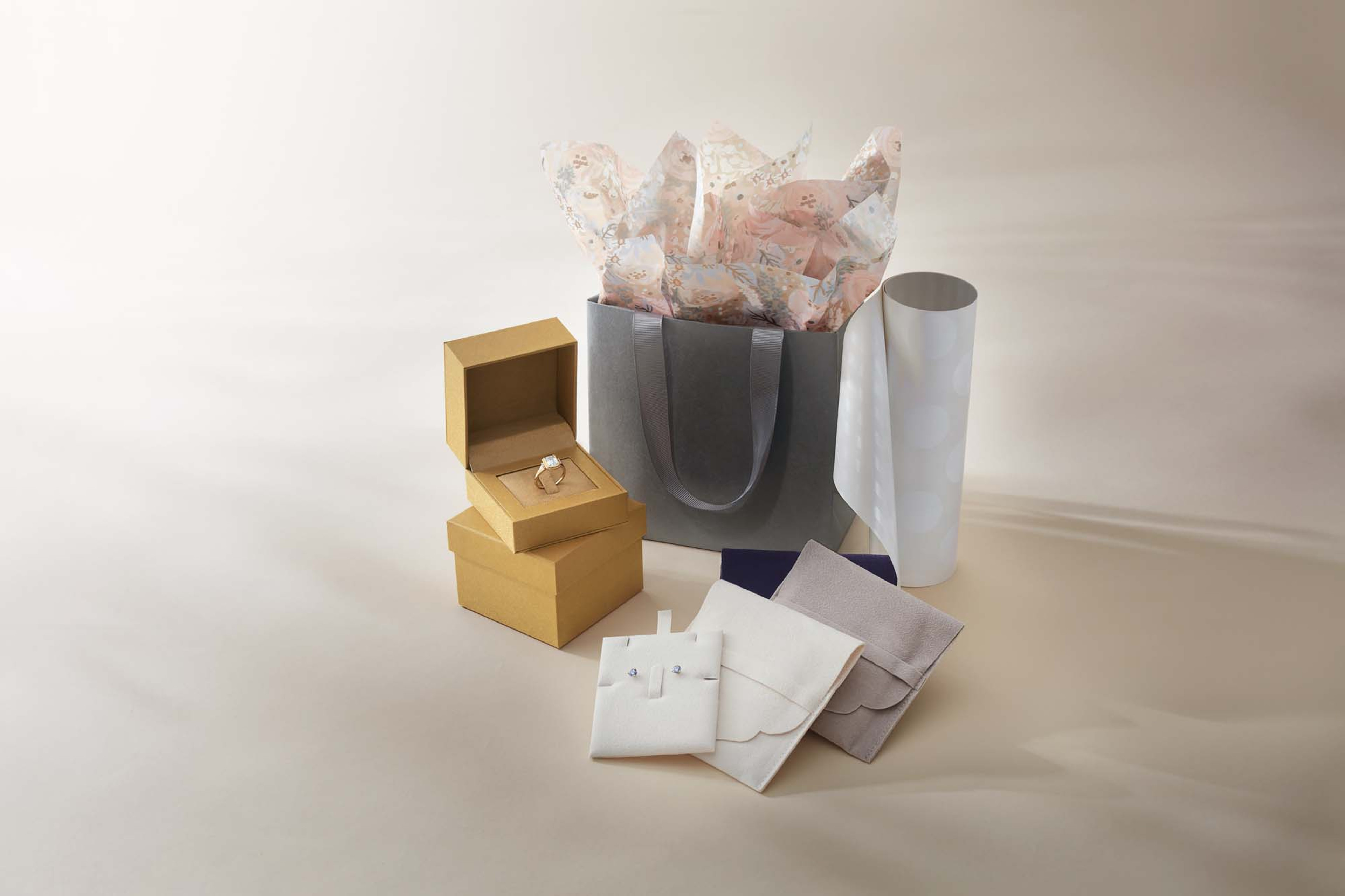 Sparkling Surprises: A Gift Guide for the Bride-to-Be