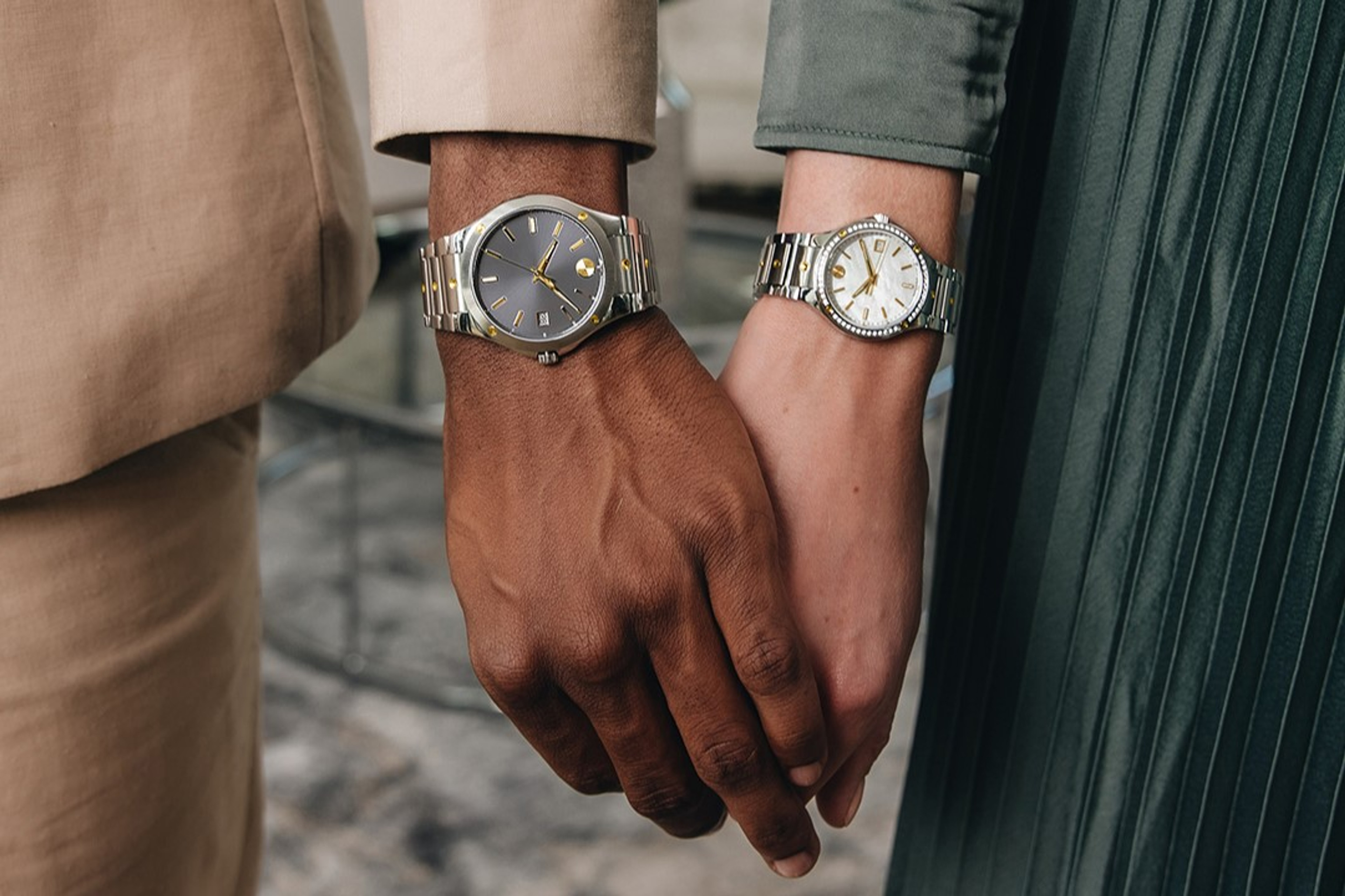 It’s Time to Pop the Question with an Engagement Watch