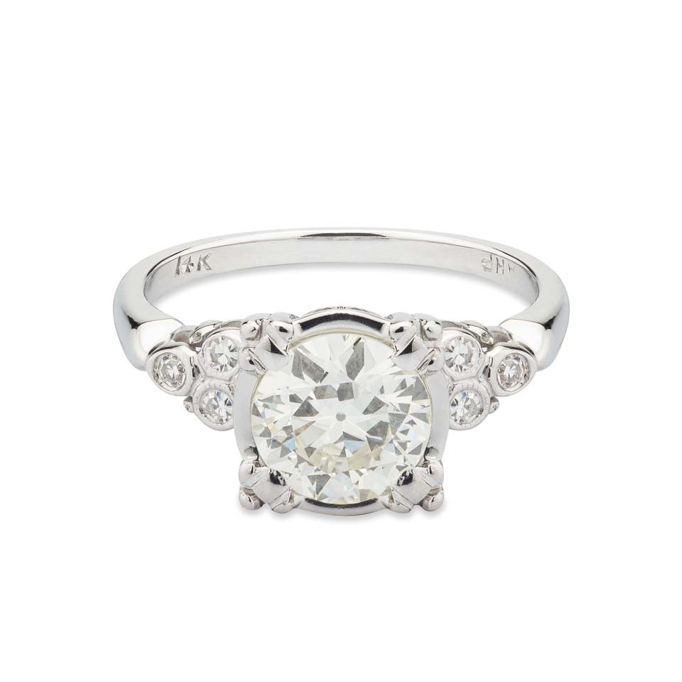 14K White Gold Antique Round Diamond Bezel Vintage Engagement Ring (1 2/5 TCW)