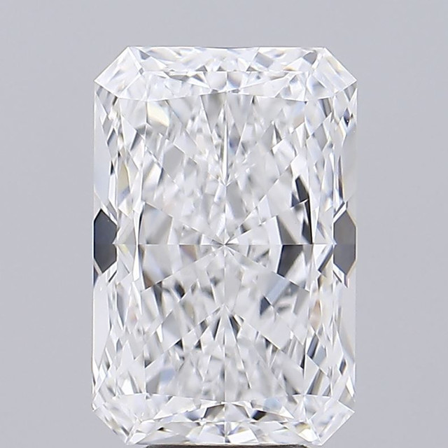 6.66 CT Radiant E VVS2 Lab Grown Diamond