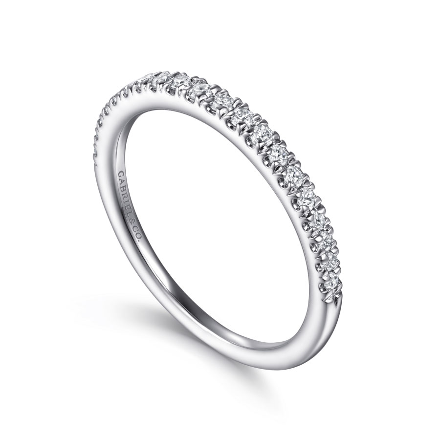 straight pave diamond wedding ring