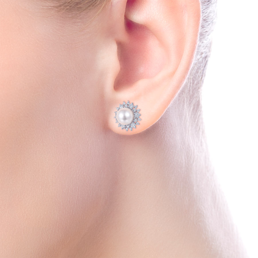 14K white gold pearl stud earrings with scalloped diamond halos