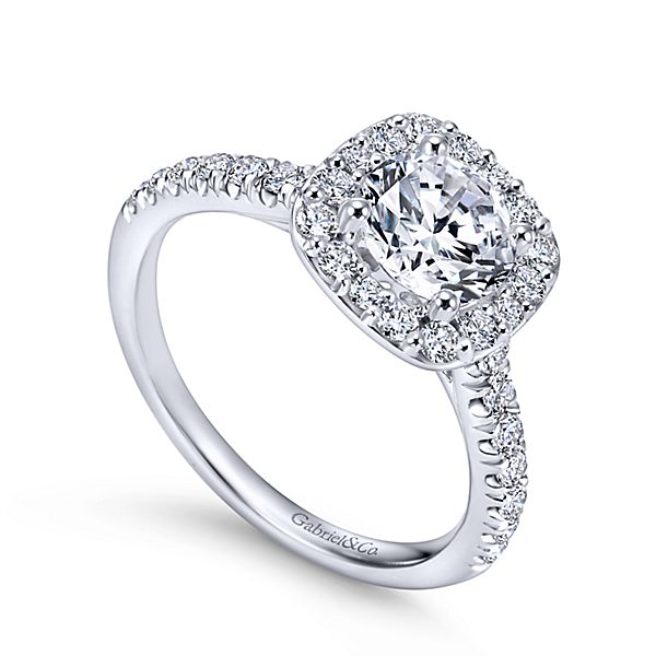 Lyla Halo Preset Engagement Ring