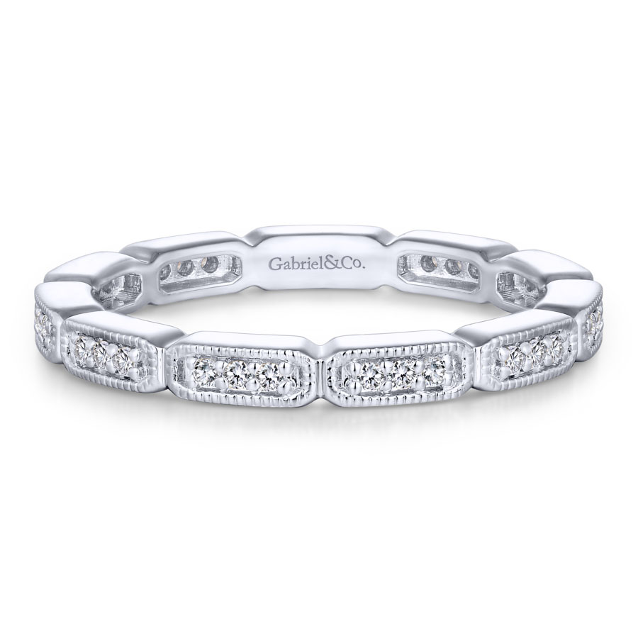 14K Gold Rectangular Station Diamond Eternity Ring (1/6 TCW)
