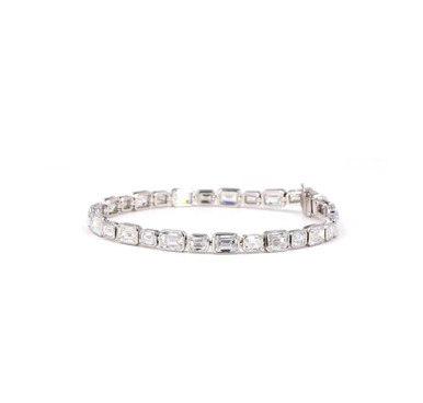 Tennis Emerald Bezel Alternating Lab Grown Diamond Tennis Bracelet