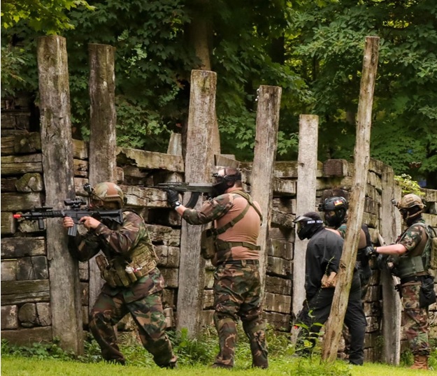 All About Airsoft Tracer Units (Some of the Coolest and Most Useful