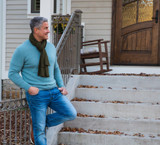 Why Men's Alpaca Scarves Are the Perfect Winter Accessory