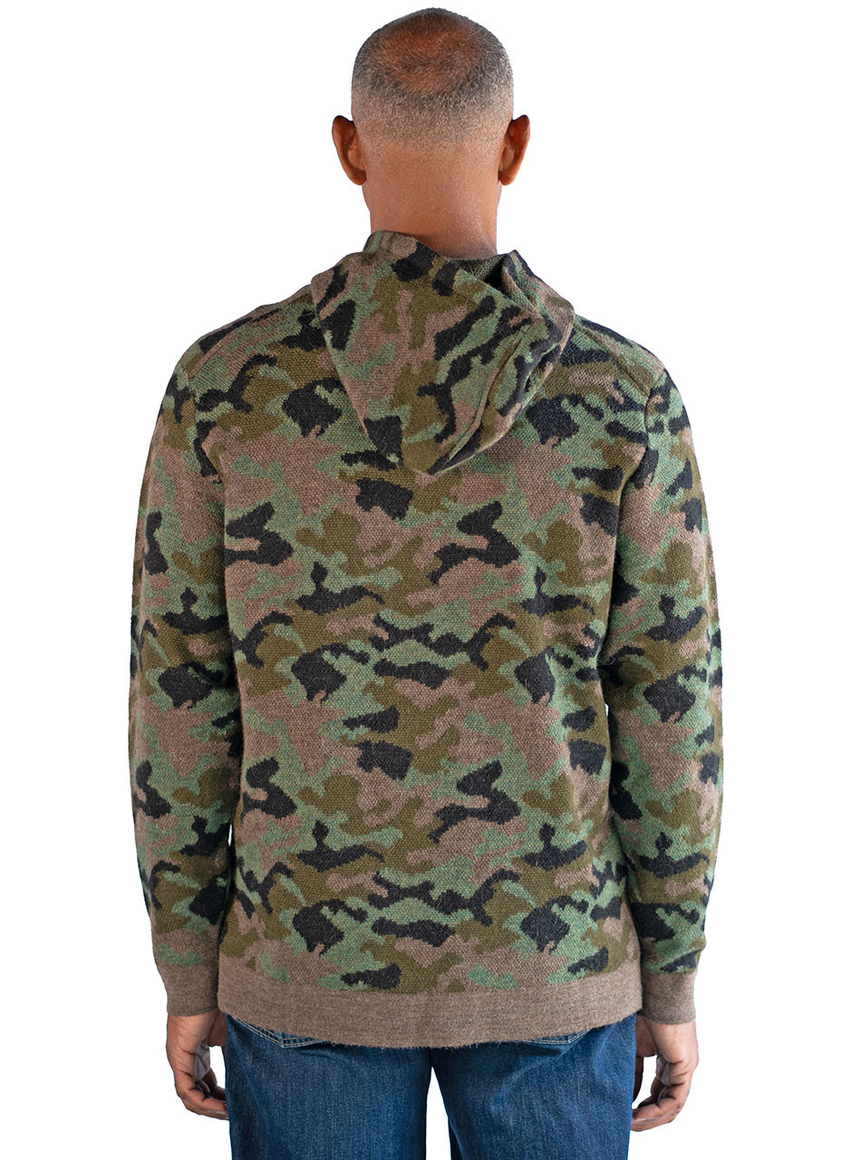 Alpaca Hoodie Camo Back on Man, Main.