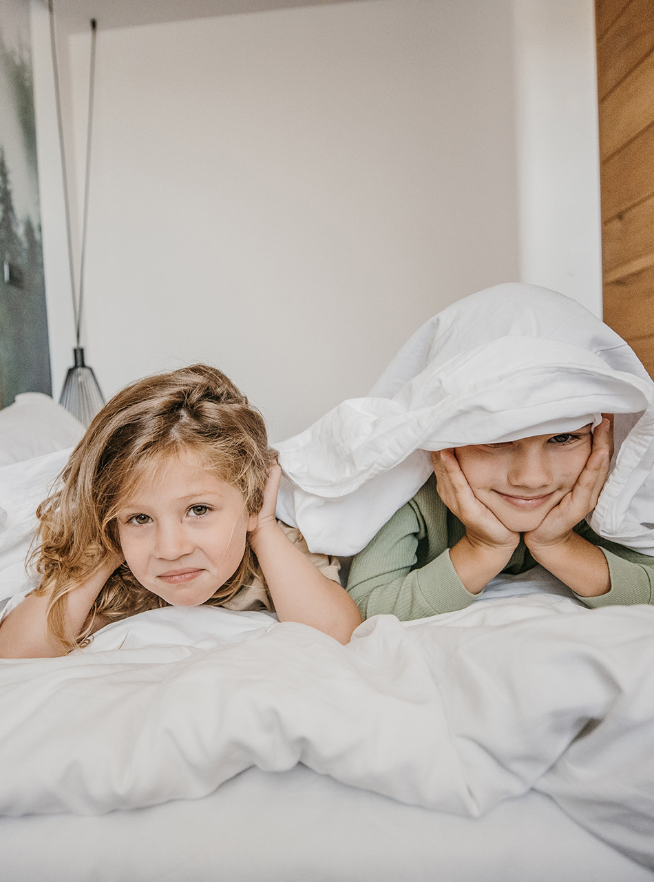 Kids playing with Small Alpaca Home Duvet 