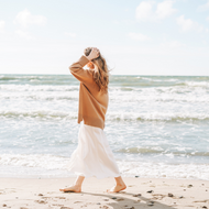 Top 10 Reasons to Wear Alpaca Clothing This Summer - Sun Top 10 Reasons to Wear Alpaca Clothing This Summer - Sun