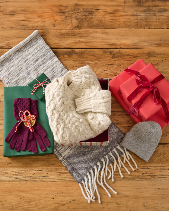 Last-Minute Stocking Stuffers: Alpaca Accessories Under $50