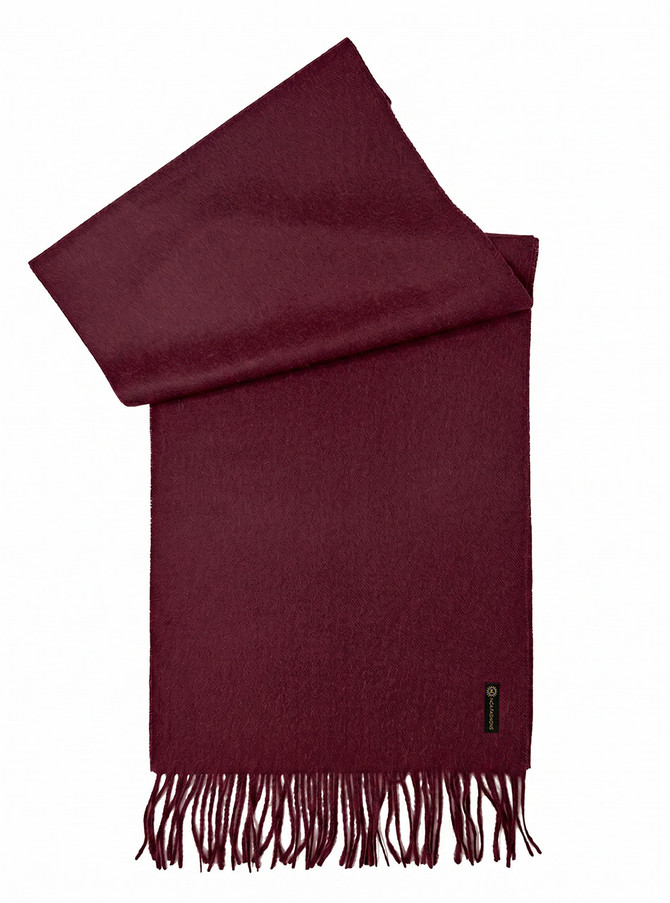 Baby Alpaca Scarf Solid flat, Black Cherry, Closeup