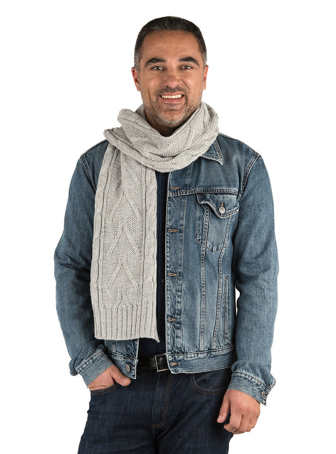 Aran Chunky Cable Baby Alpaca Scarf - Solid Grey
On Man.