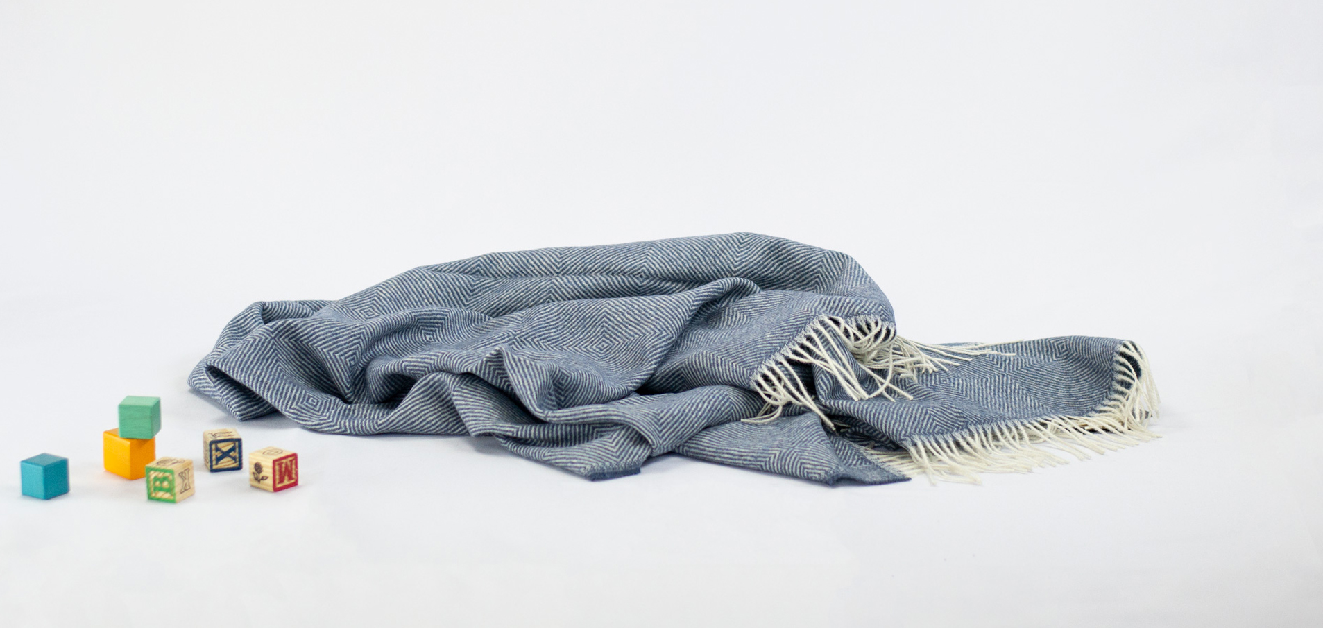 Alpaca Blanket & Throw Buyer's Guide - Sun Valley Alpaca Co.