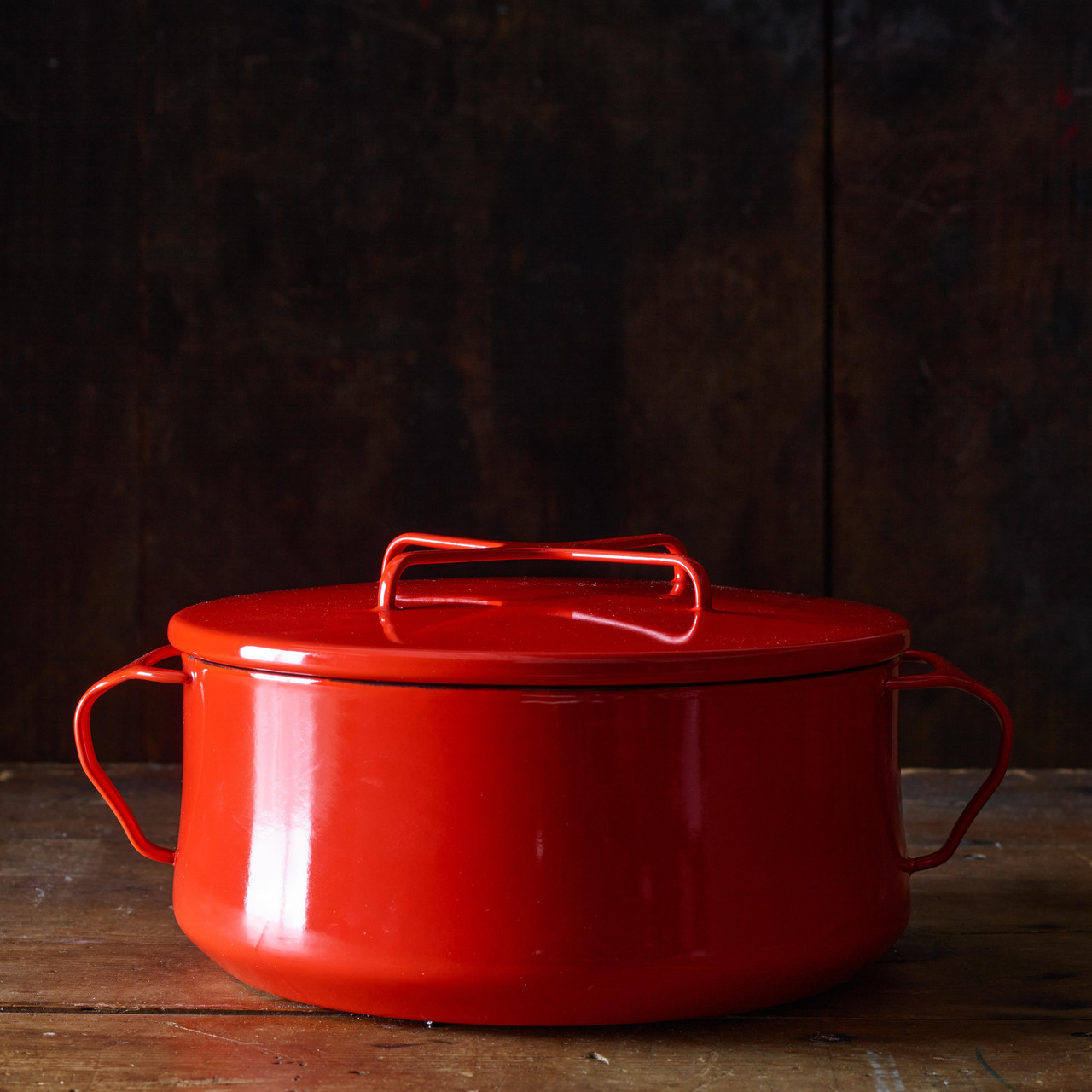 Dansk Købenstyle 4Q Saucepan in CHILI RED - THE BEACH PLUM COMPANY
