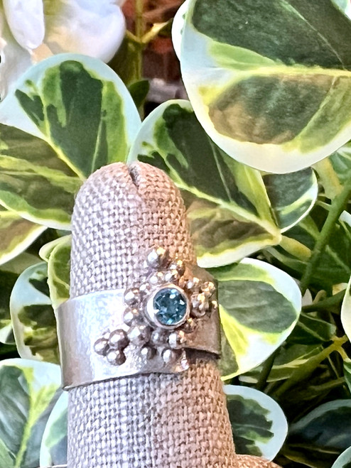 Bauble ring in Sterling Silver with Swiss Blue Topaz
