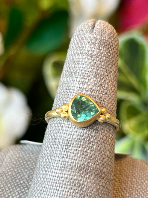 18k + 22k Gold with Green Tourmaline Bauble Ring