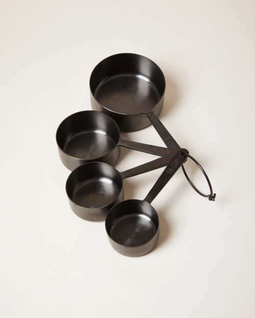 Farmhouse Pottery Stowe Measuring Cups in Brushed Onyx Black