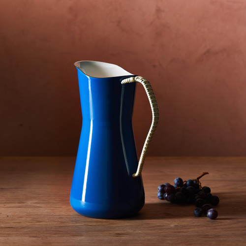 DANSK Købenstyle 水色　18センチ Dansk Købenstyle Pitcher in CORNFLOWER BLUE - THE BEACH PLUM COMPANY