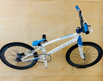 AVENT ORCA V6 