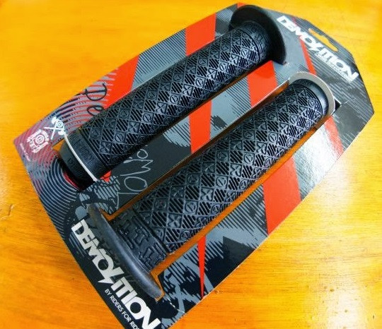 Demolition Rob Wise BMX Grips Americancycle.com