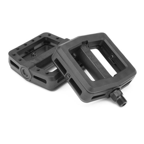 CINEMA TILT + PEDALS BLACK