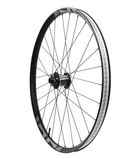 LG1+ FRONT WHEEL 27.5" 110X20MM BLACK 28MM