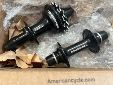 パーツ Bombshell Hub Set-28H-Red BOMBSHELL ONE80 HUB SET – Bombshell Bikes