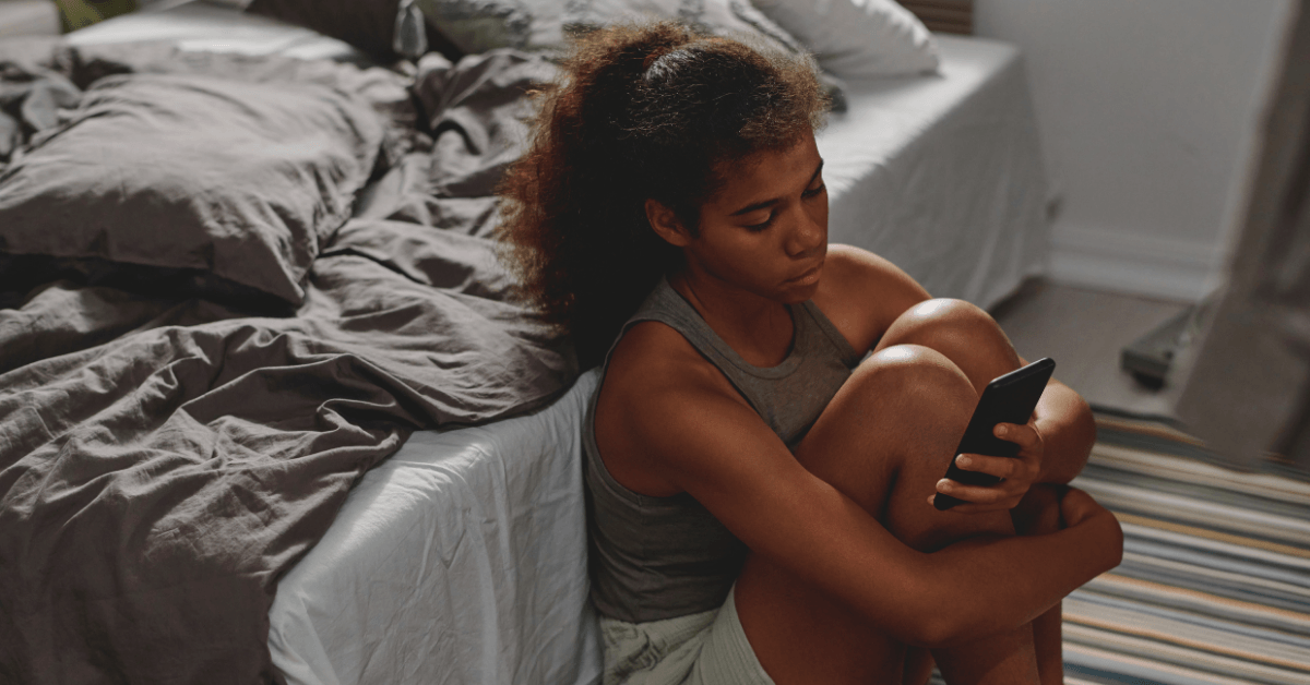 Signs That Your Child is Being Cyber-Bullied and What to Do