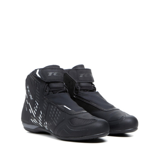 TCX R04D Waterproof Shoe Black/White Size - 40 EU