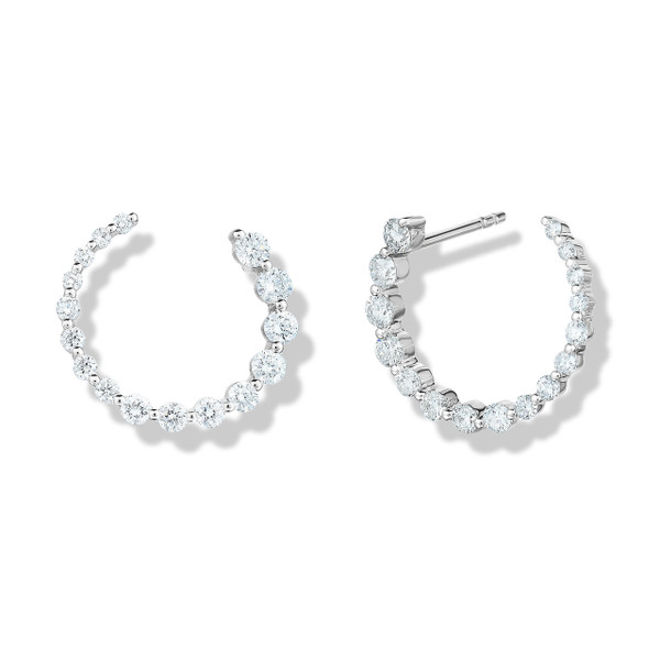 Subtle to Luxe: Meet Our Best-Selling Graduated Diamond Single Prong Jewelry