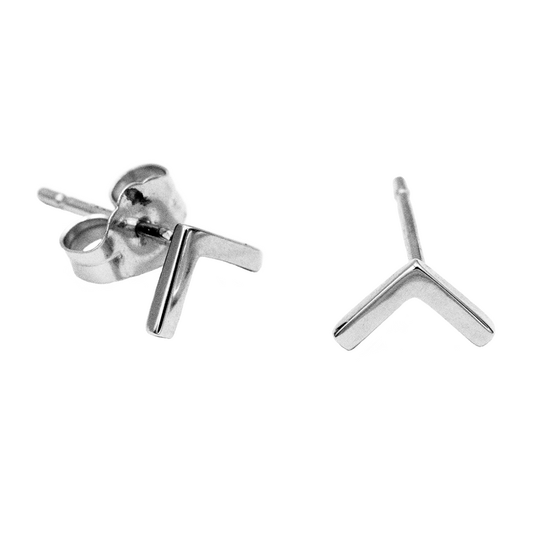 Caret stud earring (sterling silver 925)