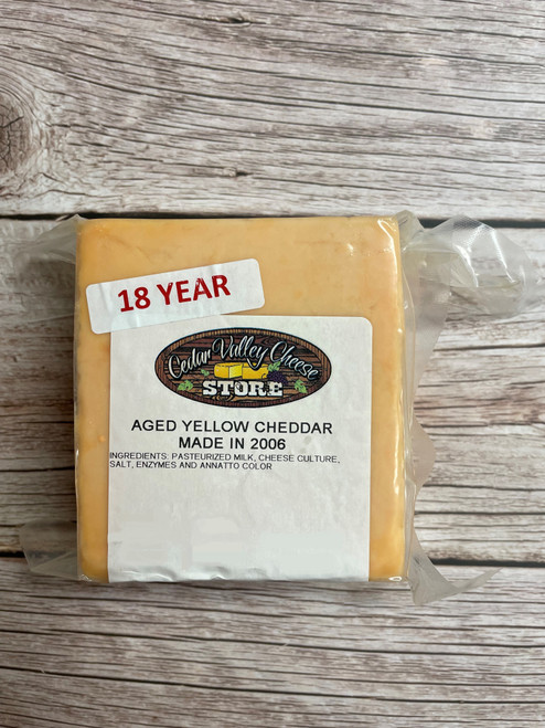 Cedar Valley Cheese Store - Cheddar Cheese