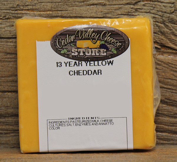 cheeseオーダーページ 13 Year Aged Cheddar - Cedar Valley Cheese Store