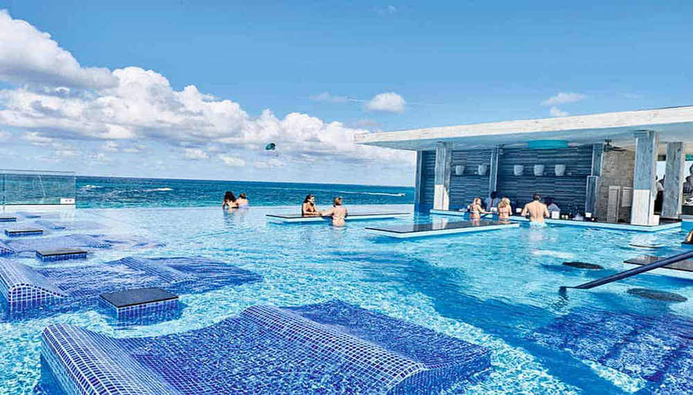 RIU Palace Nassau All Inclusive Day Pass