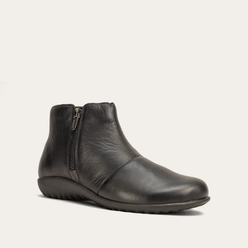 Naot Wanaka Soft Black Leather 11186-BA6 Naot Wanaka Soft Black Leather 11186-BA6