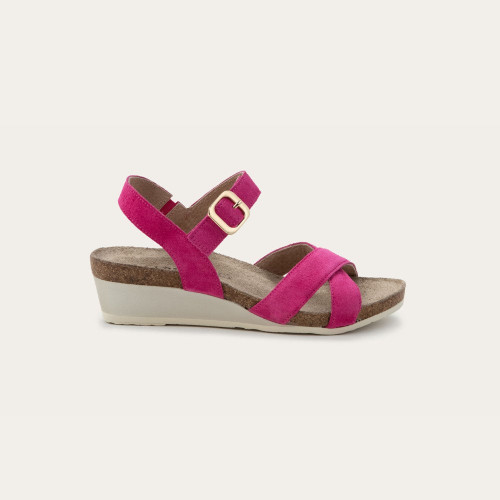 Naot Throne Fuchsia Suede  104121-CAQ