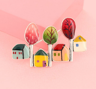 Mon P'Tit Village Brooch 03204