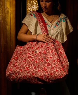 Magnolia Reversible Tote Bag - Poppy