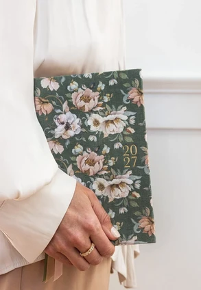 2027 Petite Planner - Ashbourne Garden