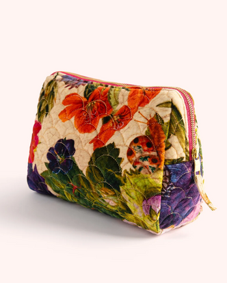 Quilted Wash Bag - Cream Posy Quilted Wash Bag - Cream Posy