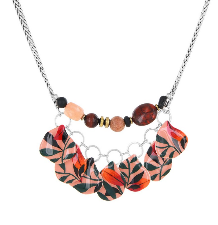 Amazone Necklace 02104