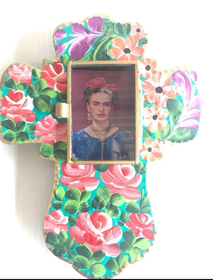 Frida Cross Nicho DR204