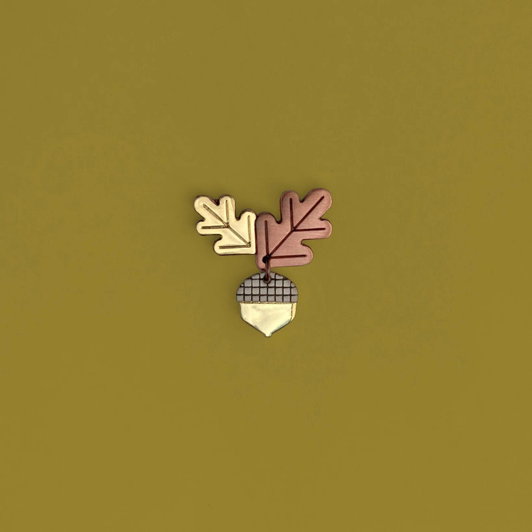 Oak Pin