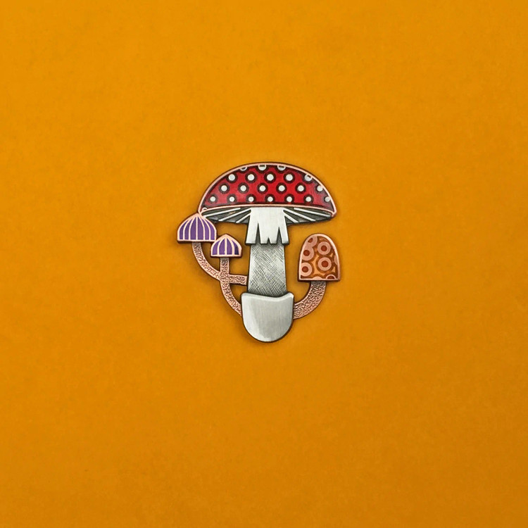 Mycelia Pin