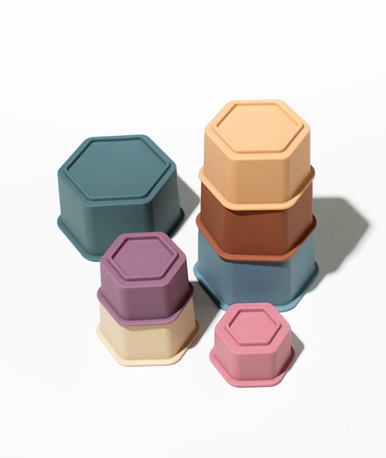 Hexagon Stackers - Hattie and the Wolf
