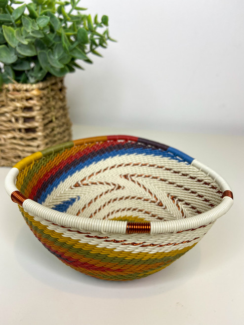 Telephone wire Small Triangle Bowl - Mountain Rainbow