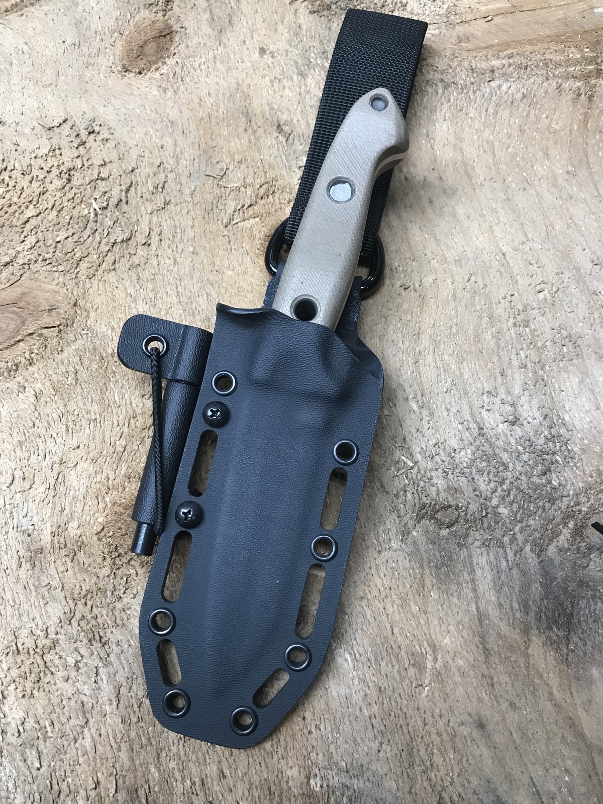 Grizzly Outdoors kydex knife sheaths