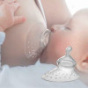 Haakaa Breastfeeding Nipple Shield with Orthodontic Teat (Round Base Lifestyle